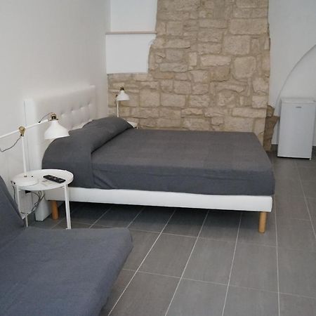 Bed and Breakfast Arco Del Priore à Trani Extérieur photo